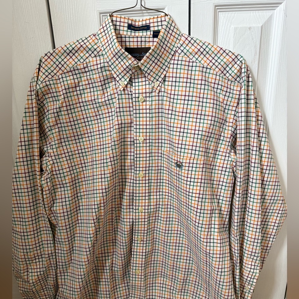 Jimmy and Sook men’s dress shirt. Size L